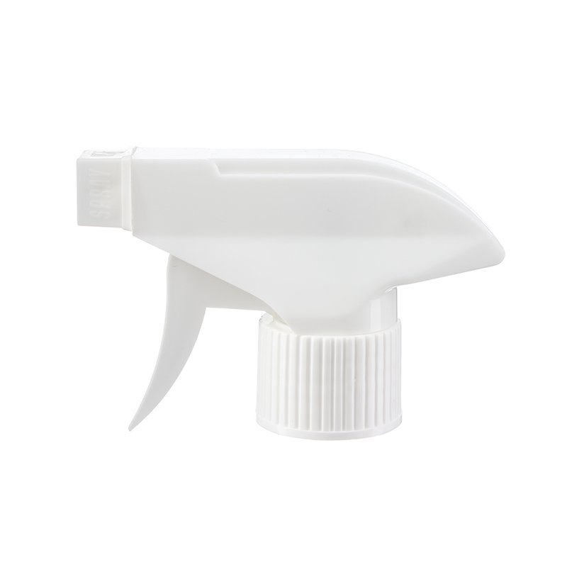 Front view of white economical trigger sprayer with switchable spray/stream nozzle, 28-410 neck, 0.6 ml output
