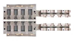 extrusion blow mould with auto deflashing
