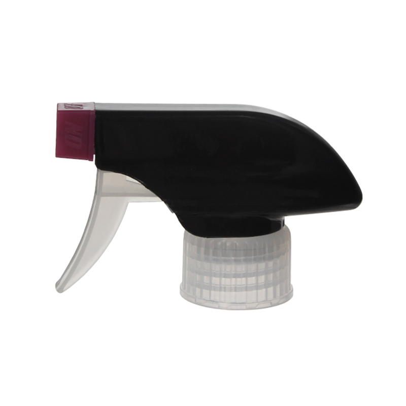 Front view of black and clear trigger sprayer with single-spray nozzle, 28-410 neck, 0.9 ml output